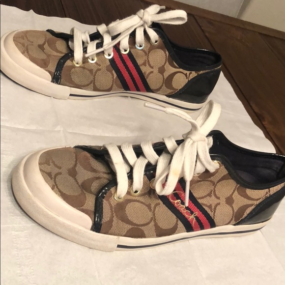 Shoes - Picture 2 of 5